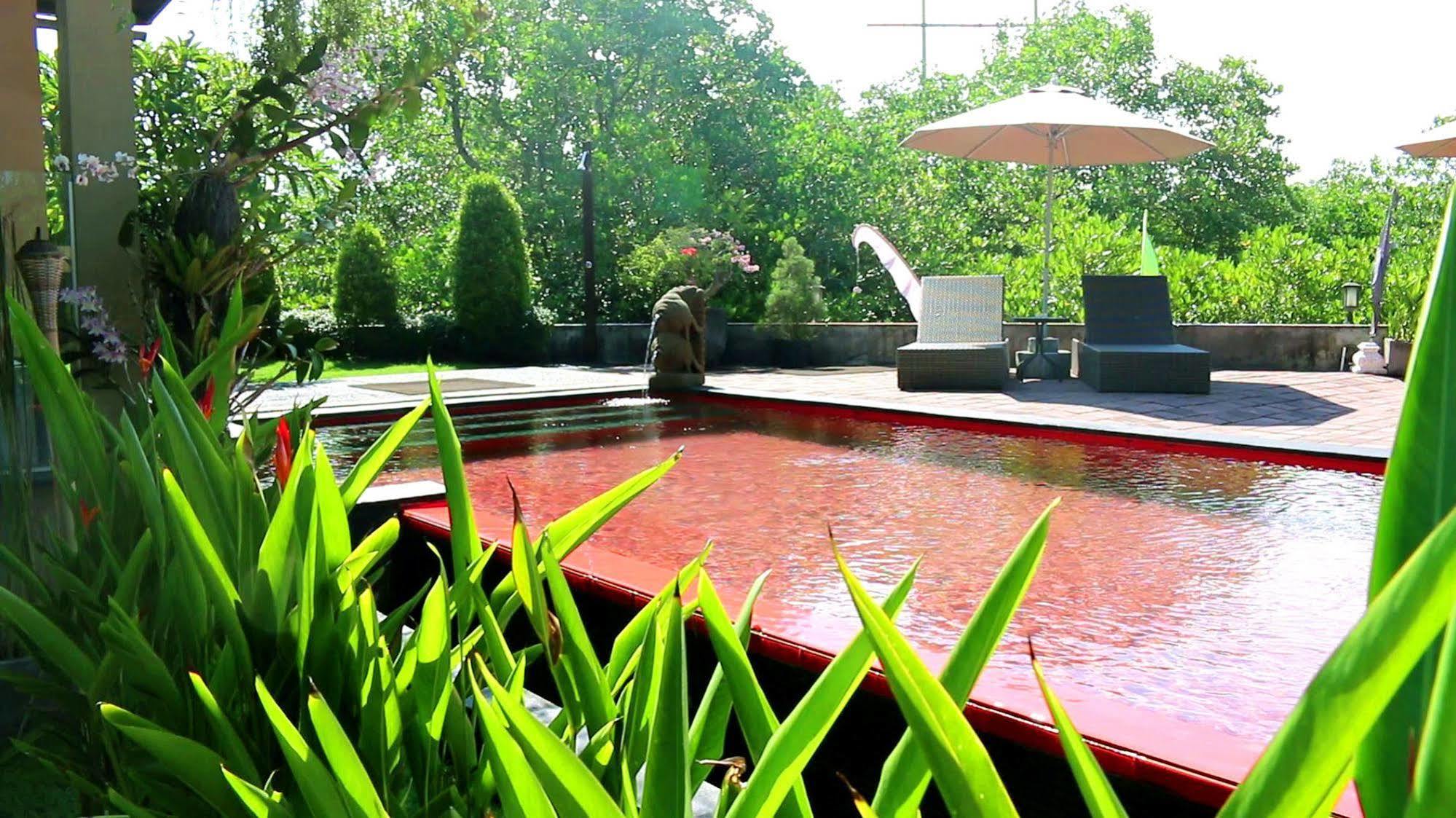 Hotel Bali Le'Mare Jimbaran Exterior foto